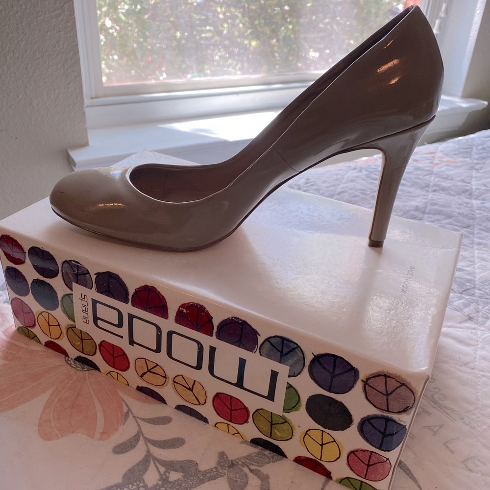 Ralph Lauren Women’s Heel